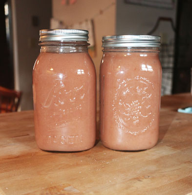 Applesauce in jars. 